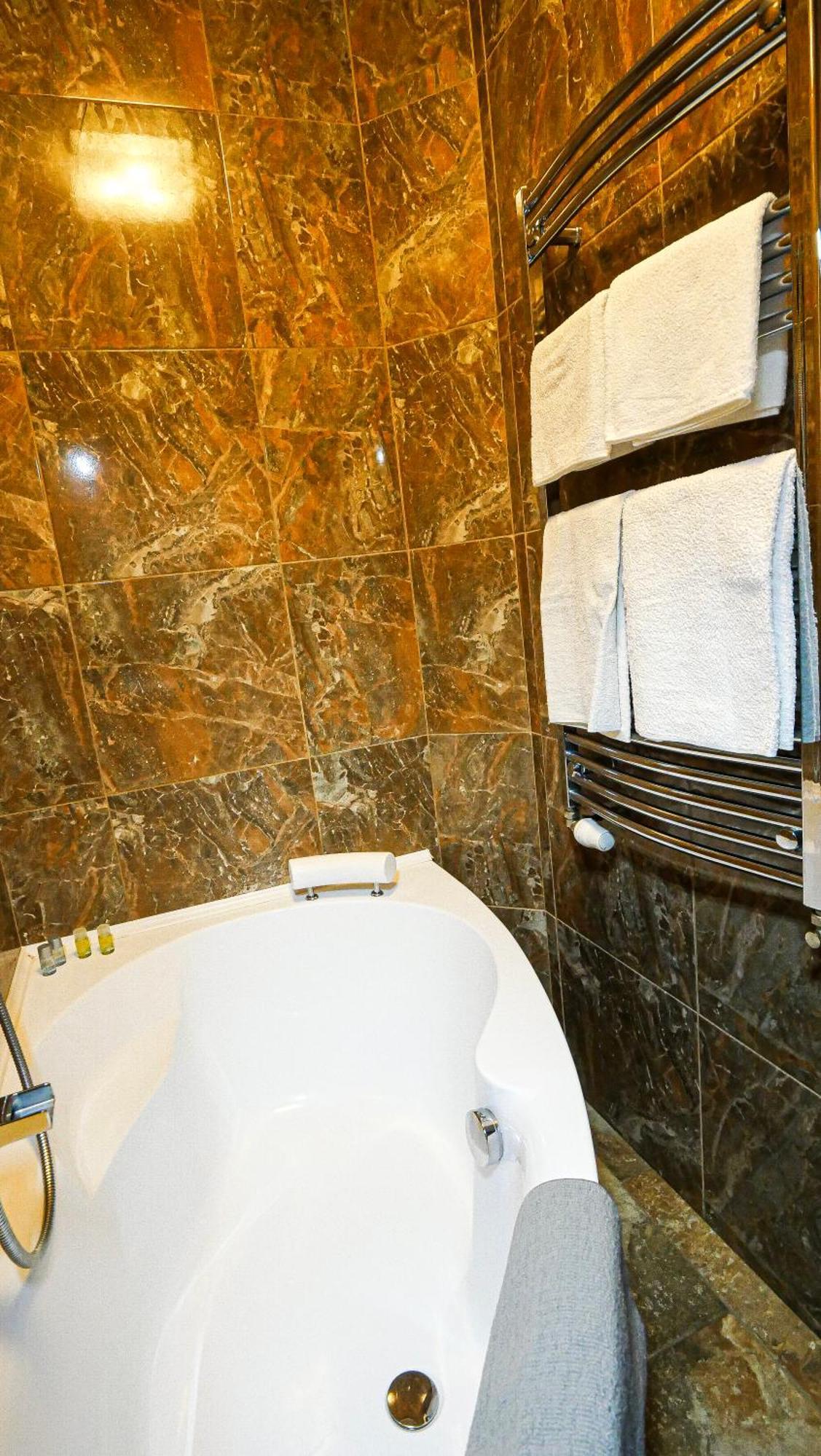 Residence Moravia Apartments 카를로비바리 외부 사진
